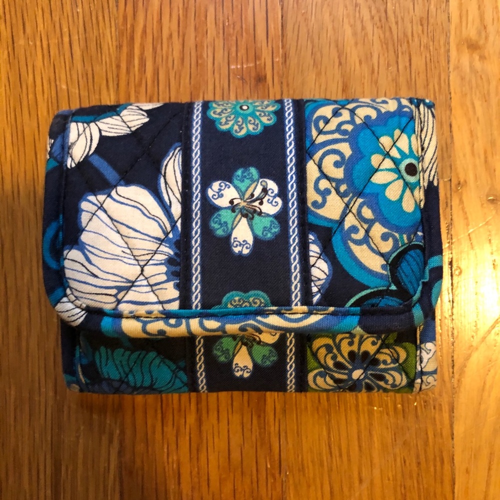 Vera Bradley wallet